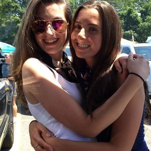 Meet your Posher, Lauren